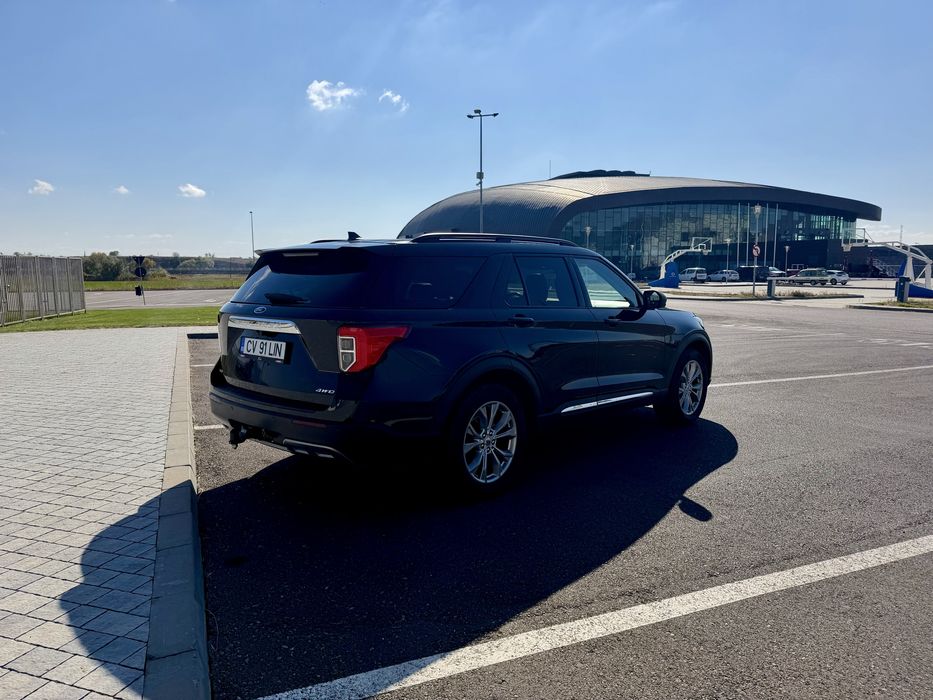 FORD Explorer 2021 — imagine 3