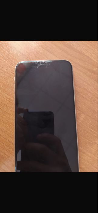 Продам айфон 11 128гб