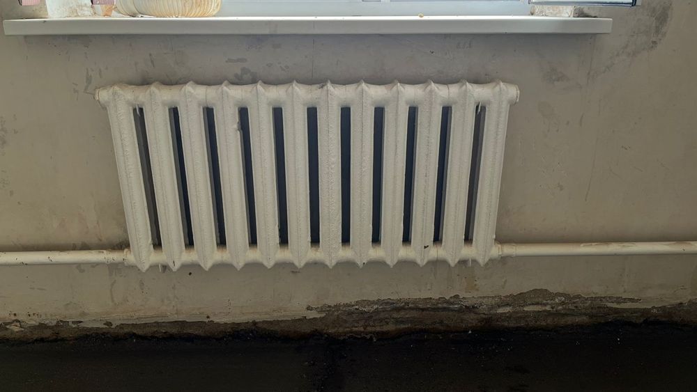 Продам чугунные батареи