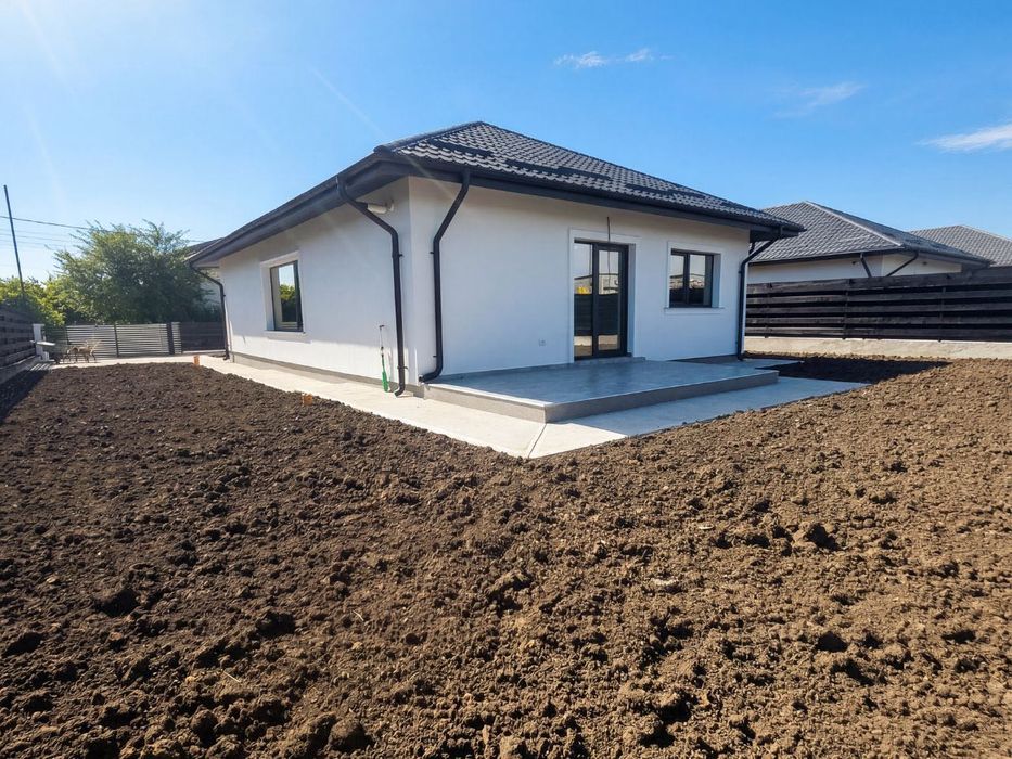 Casa de Vanzare Breazu, Str Zambilelor, 4 Camere, 85 mp utili, 415 mp teren, Predare la Cheie, Gata de Mutare, Drum privat