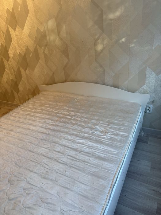 Продам кровать 150x200