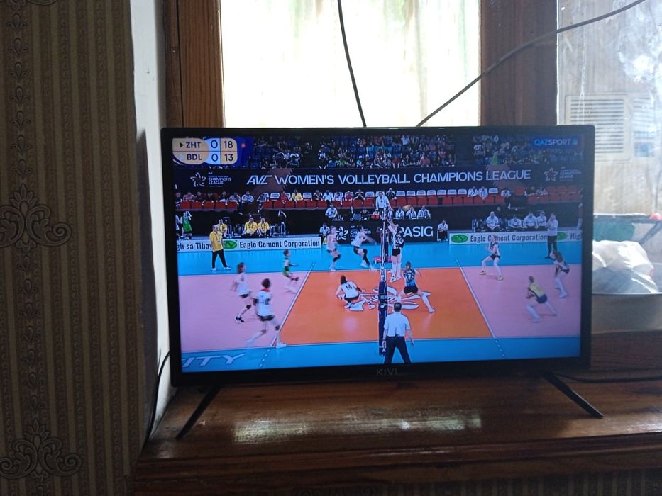 Продам жк телевизор