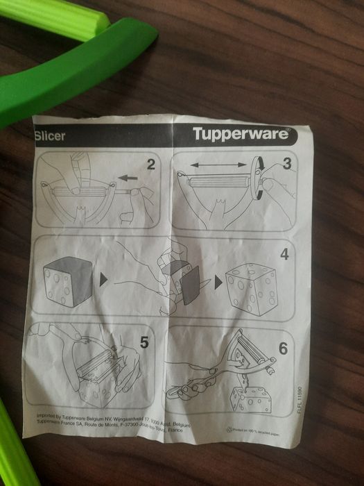 Нож для сыра . От тапервер.