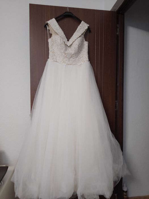 Vând rochie mireasă