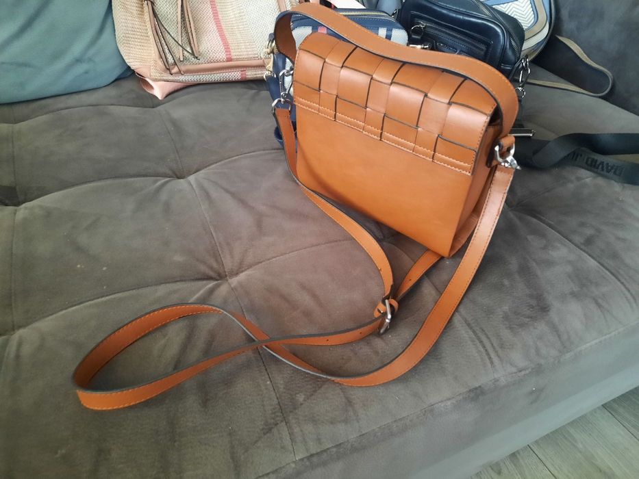 Малка дамска чанта