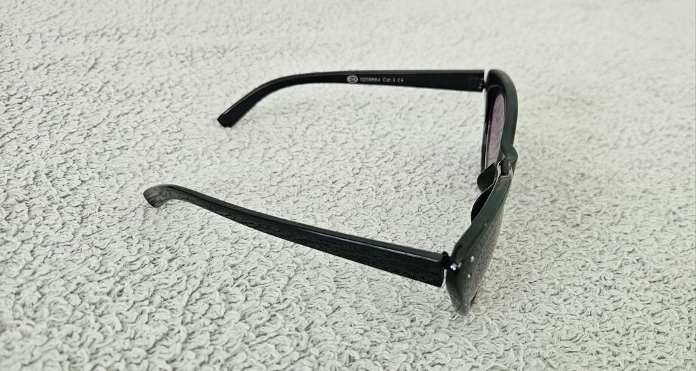 Дамски слънчеви очила, 2 модела