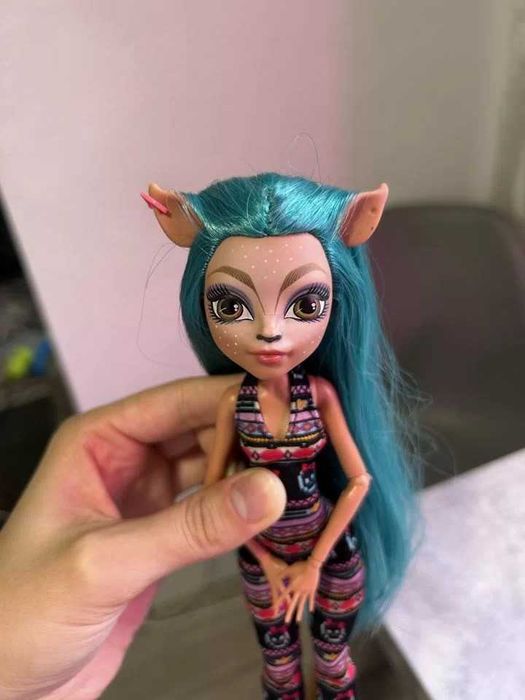Кукла Изи Даундэнсер monster high