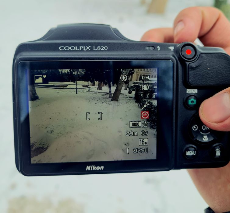 Nikon coolpix l820