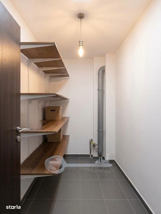 Apartament 3 camere +terasa +boxa+garaj, Pacurari
