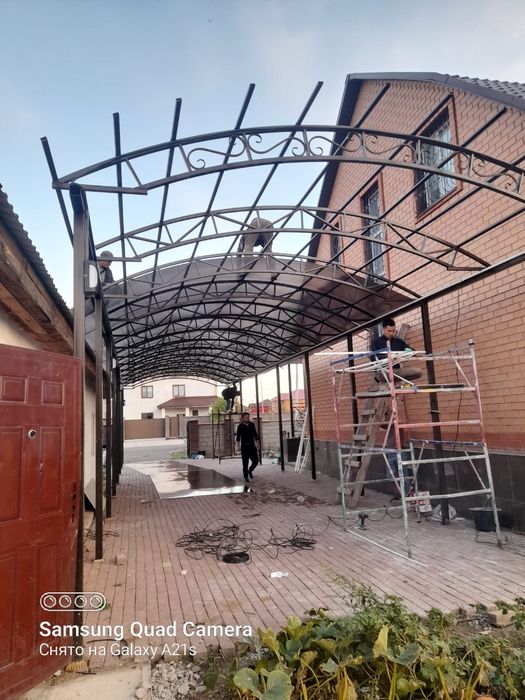 Сварщик работает 24/7