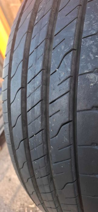 2бр. 215/60/17 Goodyear SUV 7mm грайфер, дот 23г. Безплатен монтаж