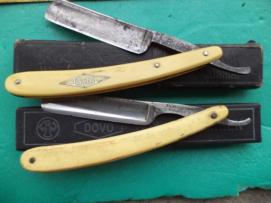 Obiecte vechi pendula pipe briciuri cutii bijuterii sageti vand schimb