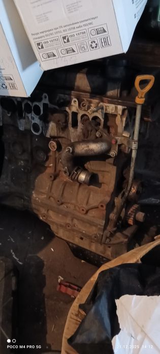 Продам двигатель Карина е 1,8