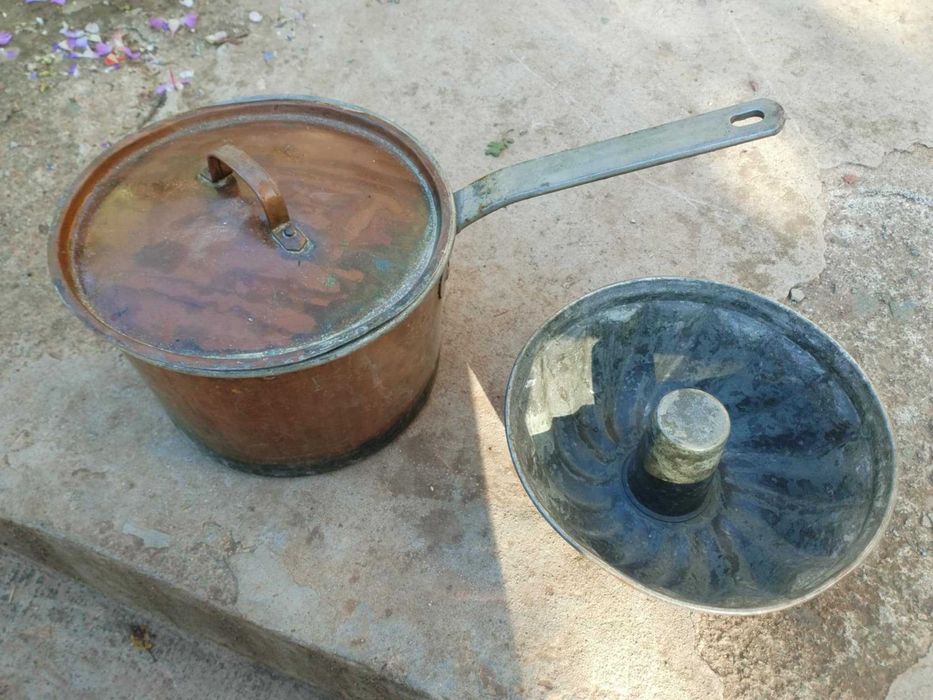 Меден тиган и медна форма за кекс