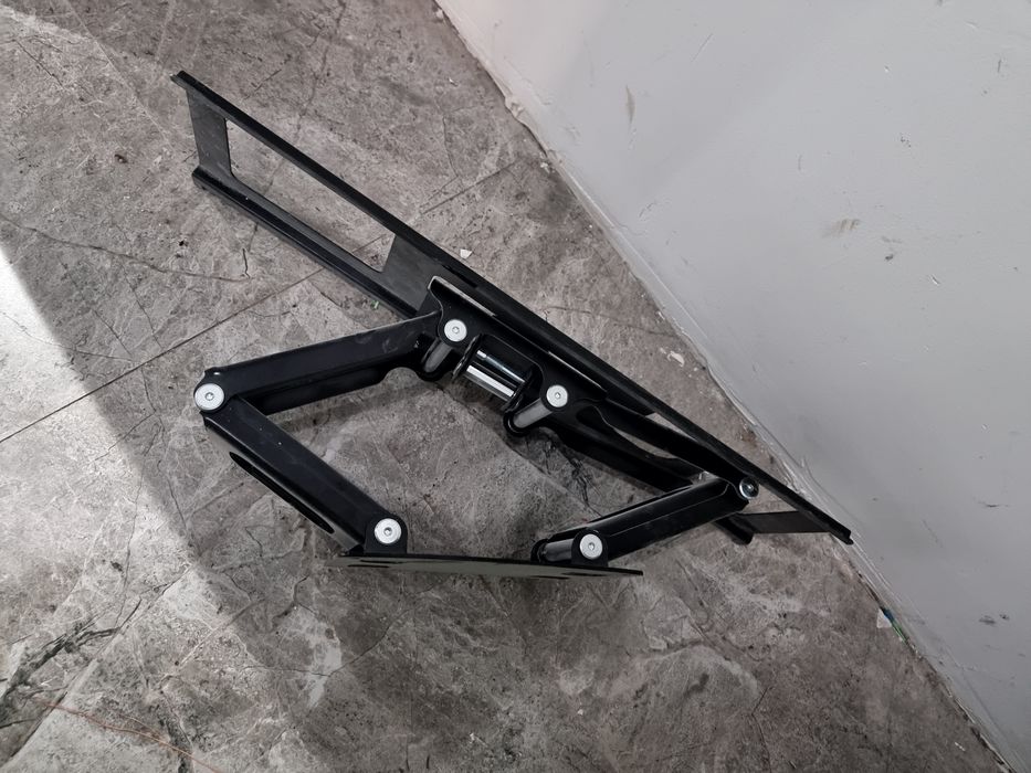 Кронштейн для телевизора