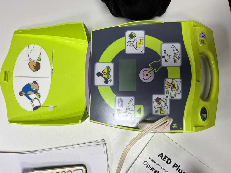 Дефибриллятор ZOLL AED Plus (новый, оригинал, США)