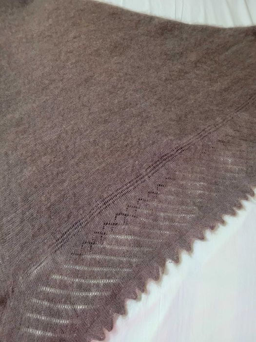 Продаётся пуховый платок, шаль российская.