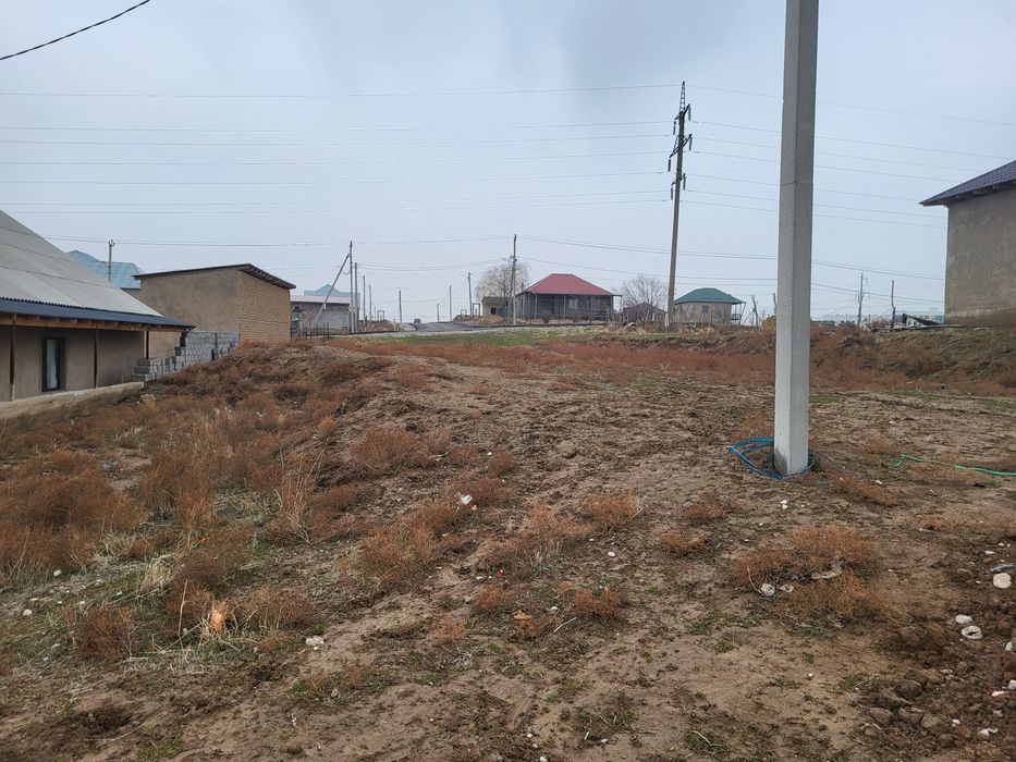 Участок 10 соттык Акжарда