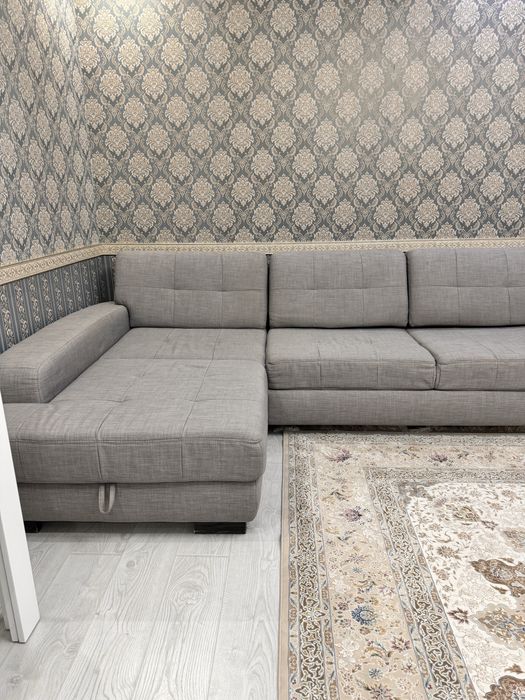 Продается диван в хорошем состоянии