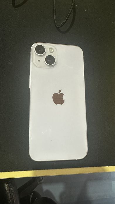 Продавам айфон 14