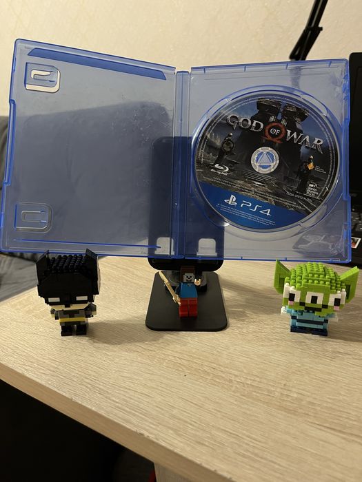 продам игры пс4.