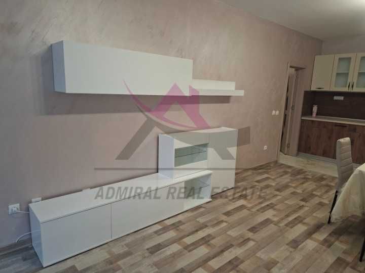 Дава се под наем Двустаен апартамент в Варна, Левски - 60 кв.м за 548.25 € - Снимка #2