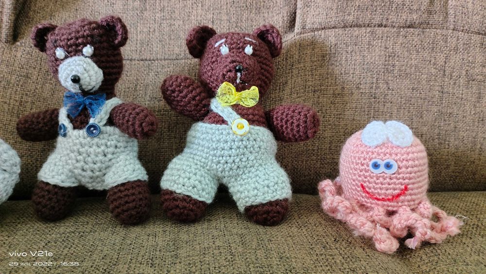 Yumshoq to'qilgan o'yinchoqlar