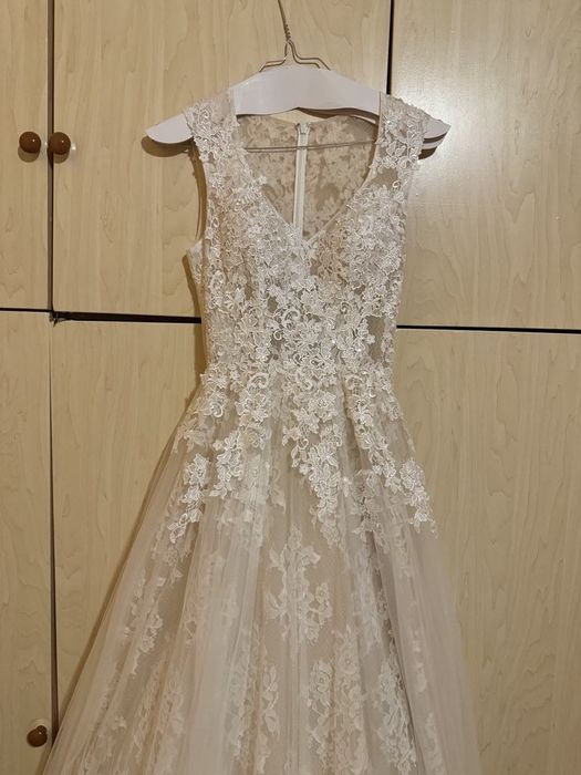 Продавам Булченска Рокля "Atelier Ivoire"