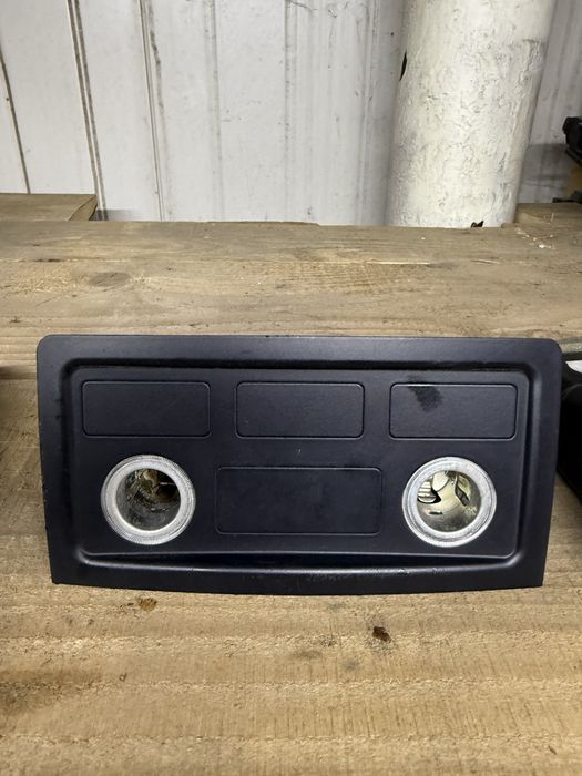 Grila ventilatie spate  bmw e60 brichete bmw e60
