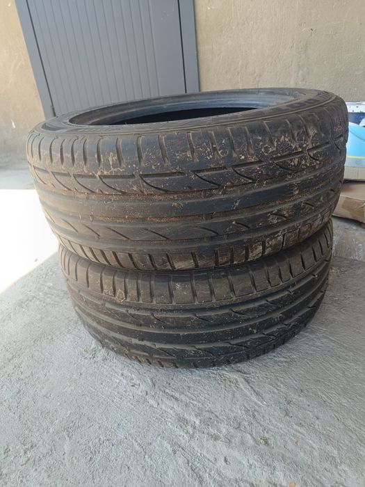 Продам шины (резину) 215/55/16