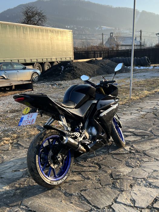 Yamaha yzf r125 2016