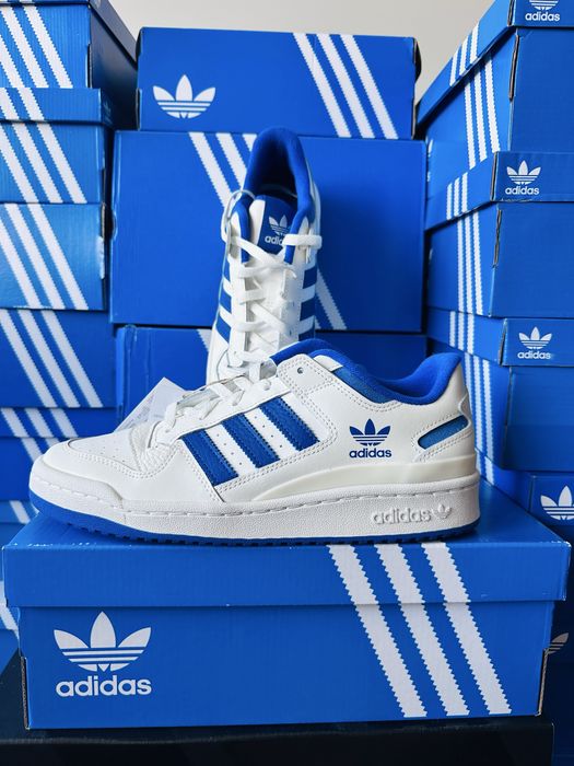 *Чисто Нови* Adidas Forum Low Cl *Core White & Royal Blue*