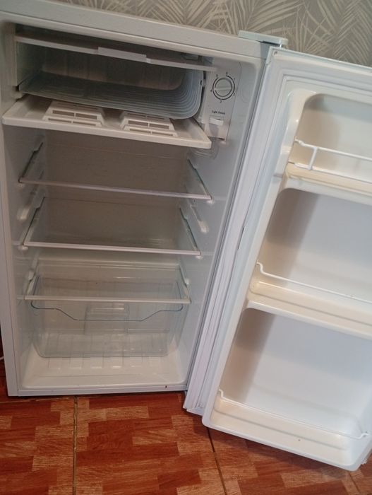 Продам холодильник срочно