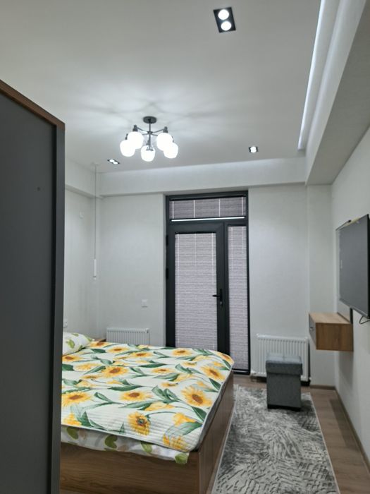 2 xona + terassa kvartira ijaraga beriladi. Qoʻyliq massiv 5