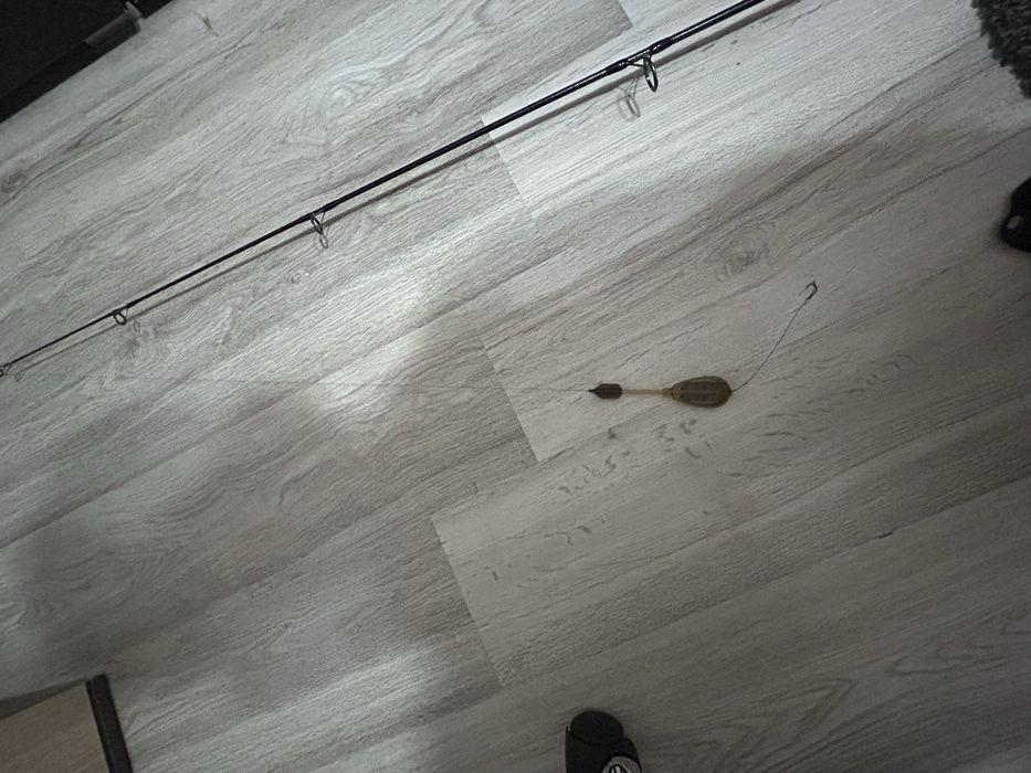 Шаранджийски въдица с макара