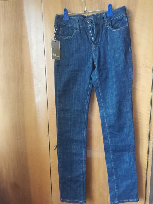 Продам джинсы мужские