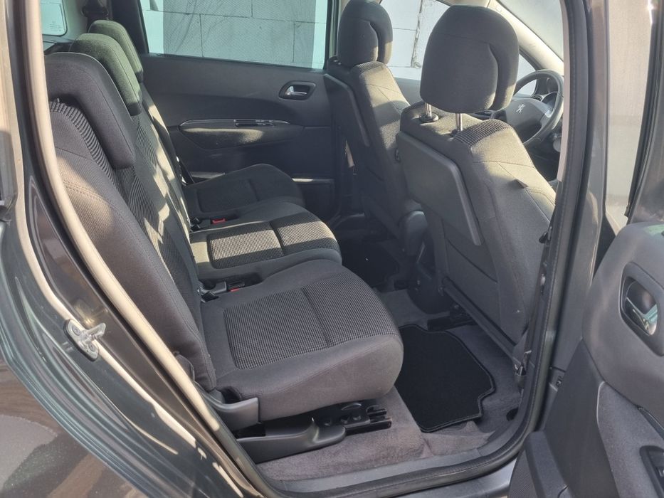 Peugeot 5008 1.6 HDI 115 cai 2014 euro.5