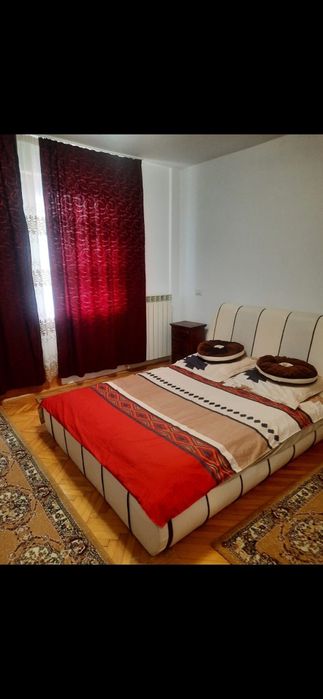 Închiriez apartament cu 2 camere