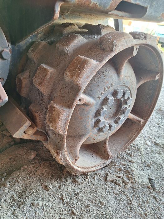 Compactor picior de oaie