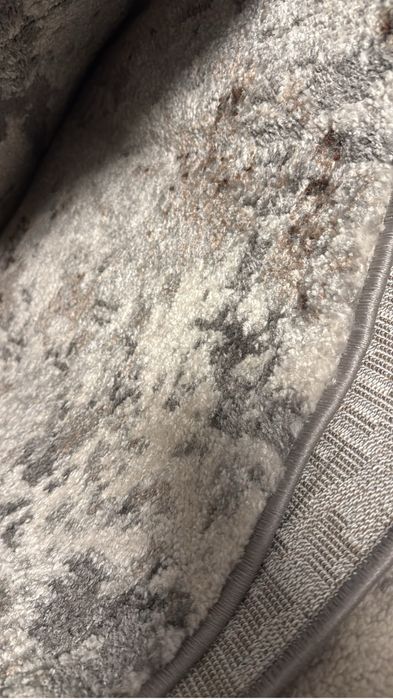 Коврый бу срочно продам