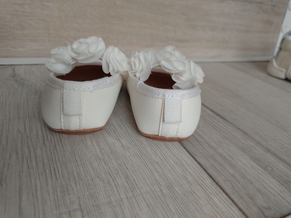 Бебешки балетки HM 16/17 номер