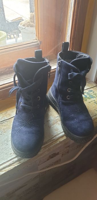 Продам детскую обувь для девочки