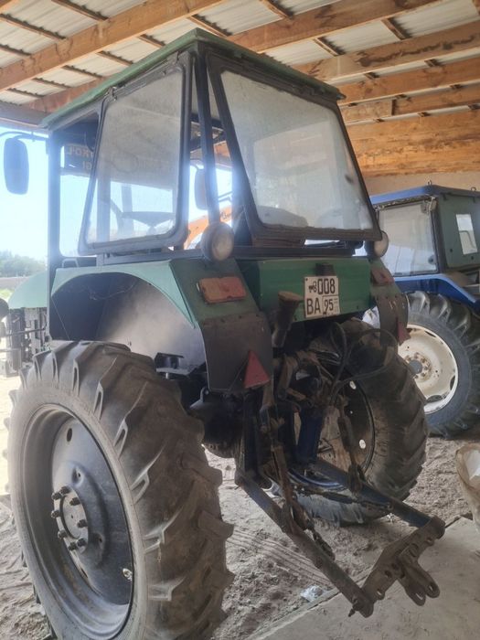 TTZ-80.11 Traktor