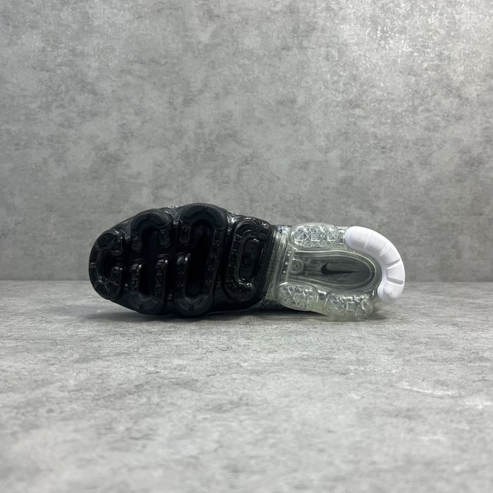 Nike Vapormax Black/White - 44