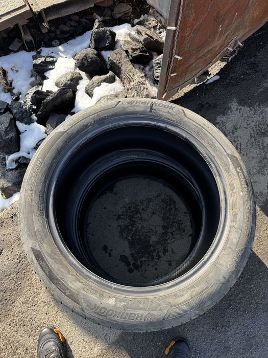 245 45 R19 hankook в идеальном состояний