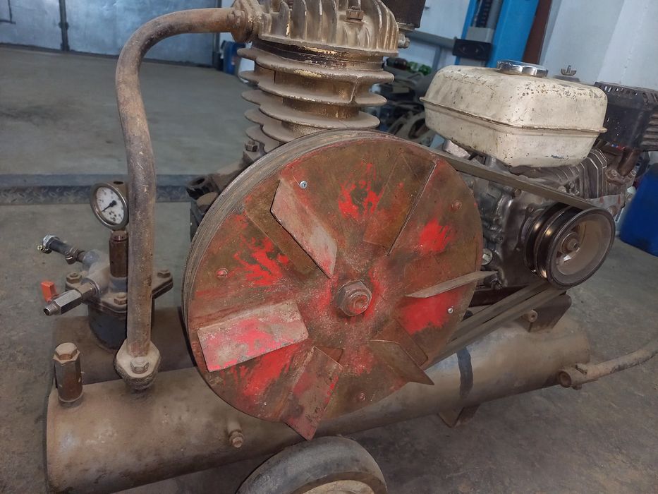 Компресор со 7а, со 7б бензиновый.