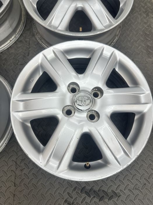 15 цола 4х100 - Toyota - Aygo-Yaris - IQ
