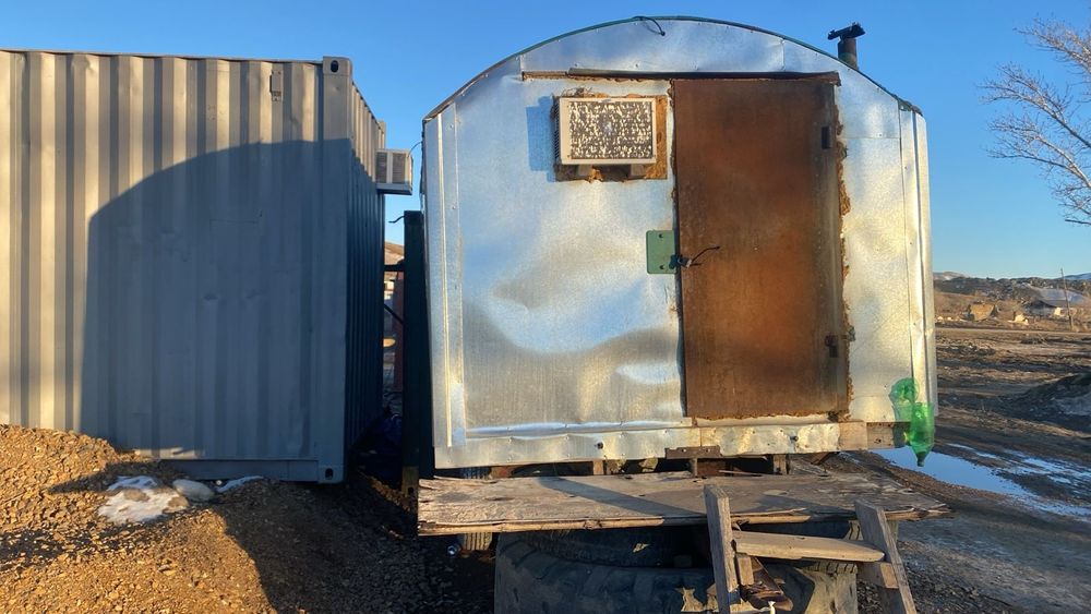 Продам вагончик на колесах