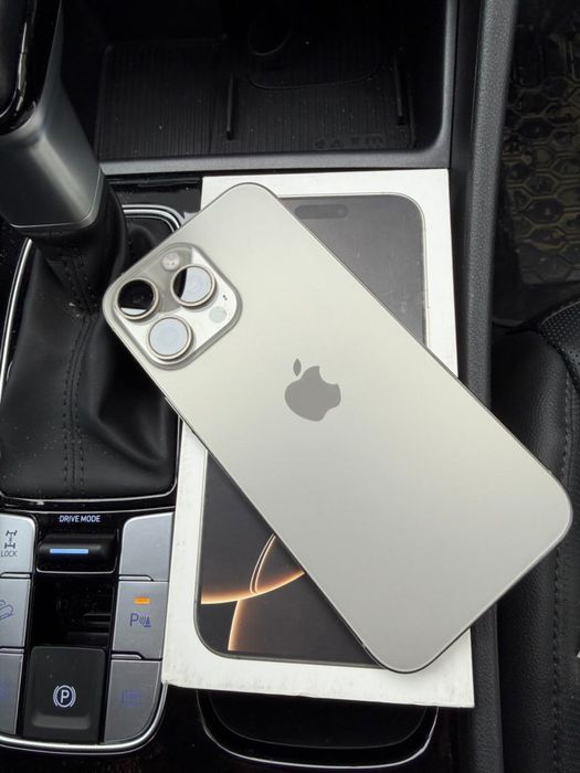 Айфон 16 про макс 256 Гб