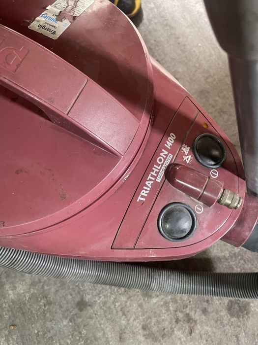 Пылесос Philips .